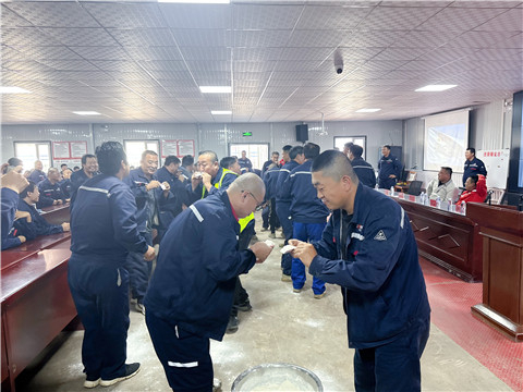 图片二_副本.jpg 图片二_副本.jpg